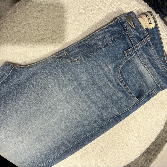 L'AGENCE HARMON HIGH-RISE SLIM PANT IN BLUE. Size 28 - Picture 8 of 12